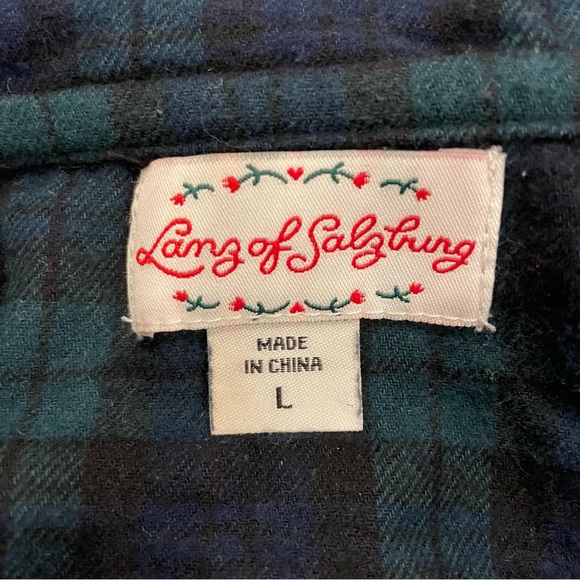 Lanz of Salzburg classic flannel modest nightgown - Picture 2 of 11